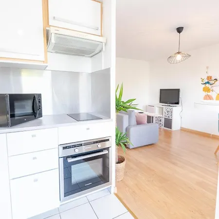 Pastel Colors - Apartment *