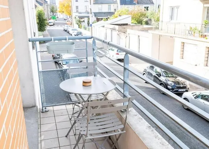 Pastel Colors - Tours